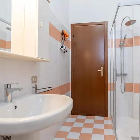 Apartmán Large Family In A Fresh Area Of Lecco