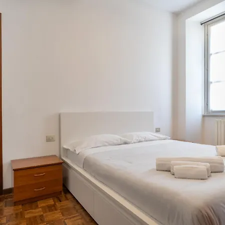 Large Family In A Fresh Area Of * לקו